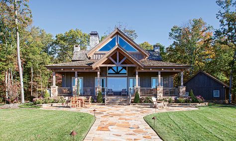 Timber Home Exterior, Hybrid Timber Frame Homes, Tennessee Homes, Cedar Posts, Architecture Bathroom, Timber Frame Homes, Century Decor, Ranch Style Homes, Timber House