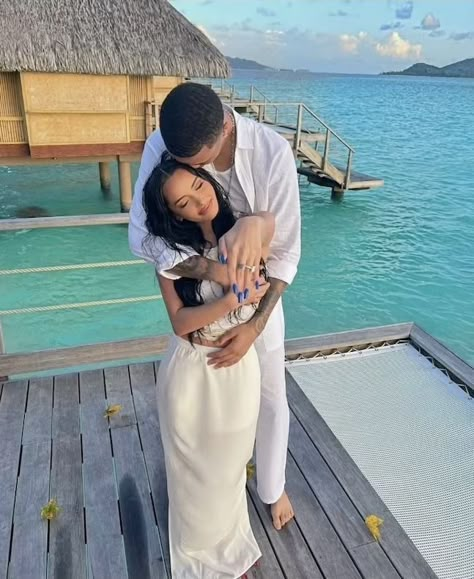 Karla Jara, Couple Fits, Couples Vacation, Vacation Mood, Couples Vibe, The Love Club, 1m Followers, Relationship Goals Pictures, Knitted Top