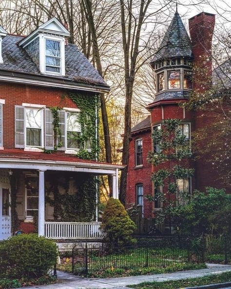 Suburban Architecture, Small Town Houses, Homes With Curb Appeal, Big City Aesthetic, Victorian Autumn, Commonplace Journal, Kitsch Home, Gothic Antique, City Lights At Night