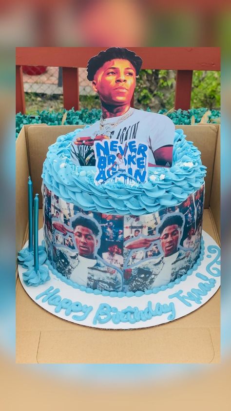 Boujee Cake, Rapper Birthday Cake, Rapper Birthday, Fnaf Cake, Elephant Habitat, Cake Designs For Boy, Alcohol Cake, Chandelier Cake, 25th Birthday Cakes