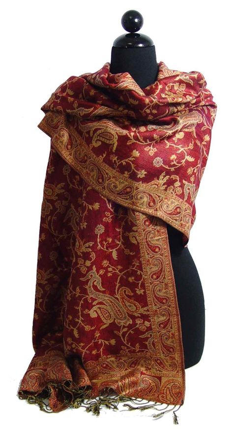 Wedding Pashmina, Winter Shawls, Pashmina Silk, Woolen Dresses, Kashmiri Shawls, Elegant Shawl, Pashmina Wrap, Fashion Capsule Wardrobe, Cashmere Pashmina