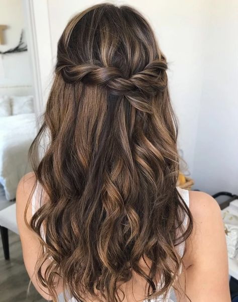 Makeup For Sage Green Dress, Styling Wand, Bridal Hair Makeup, Wedding Hair Makeup, Engagement Hairstyles, Sage Green Bridesmaid Dress, Sage Green Dress, Glam Hair, Hair Tutorials For Medium Hair