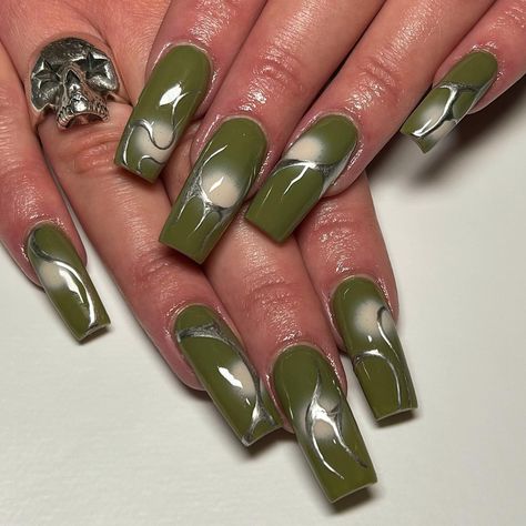 Green And Chrome Nails, Green Nails Square, Chrome Nails Green, Summer Nails Green, Square Nails Long, Green Acrylics, Acrylic Nails Summer, Olive Nails, Nails Unique