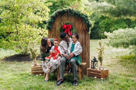 Christmas Set Minis are here! ✨🎄 This upcoming season, I’m offering 4 different mini sessions to choose from - Fall field, Princeton University, Washington Crossing, and the Christmas set! All four of these mini sessions are perfect for families, children and couples! These are shorter sessions, but still allow us to capture a variety of shots with different posing and prompts to create candid and posed photos. Take a look at this year’s seasonal minis, and consider snagging a spot while t... Family Christmas Pictures Outdoor Props, Simple Christmas Minis Outdoor, Santa Photoshoot Mini Sessions Outside, Christmas Outdoor Photoshoot Ideas, Christmas Couch Mini Sessions, Christmas Mini Set Up Outdoor, Mini Christmas Photo Session Ideas, Christmas Photoshoot Ideas Outdoor, Outdoor Christmas Photoshoot Setup