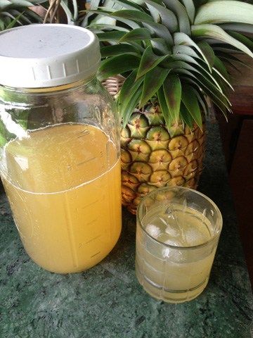 How To Can Pineapple, Canning Pineapple Juice, Canning Pineapple Recipes, Canning Drinks, Canning Pineapple, Suburban Homesteading, Pineapple Core, Pineapple Syrup, Diy Pineapple