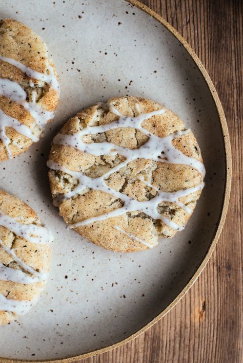 earl grey snickerdoodles — the farmer's daughter | let's bake something Earl Grey Cookies, Small Batch Cookie Recipe, Small Batch Cookies, Bake Something, Raw Cookie Dough, Soft Cookie, Flavored Tea, Earl Grey, Snickerdoodles