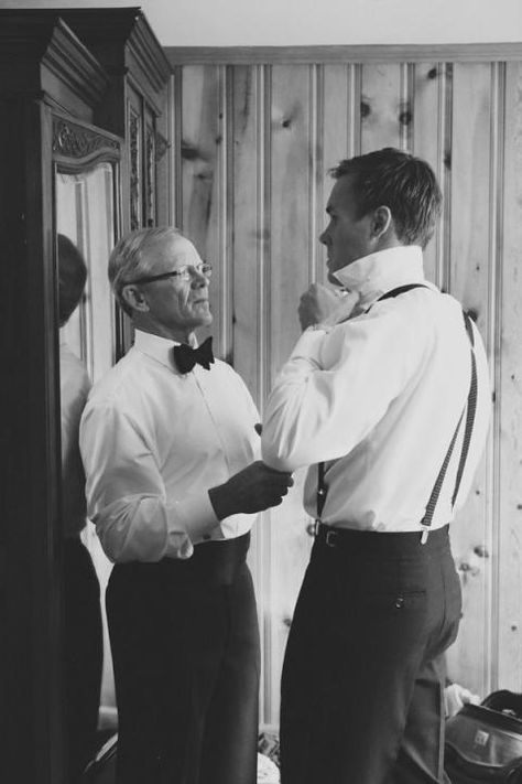 Beautiful Father of the Bride (and Groom) Moments | Bridal Musings Wedding Blog 3 Parent Wedding Photos, Wedding Photo Ideas Family Group Shots, Groom With Bridesmaids, Family Wedding Photos, Ceremony Photos, Groomsmen Photos, Creative Wedding Photo, Getting Ready Wedding, Wedding Picture Poses