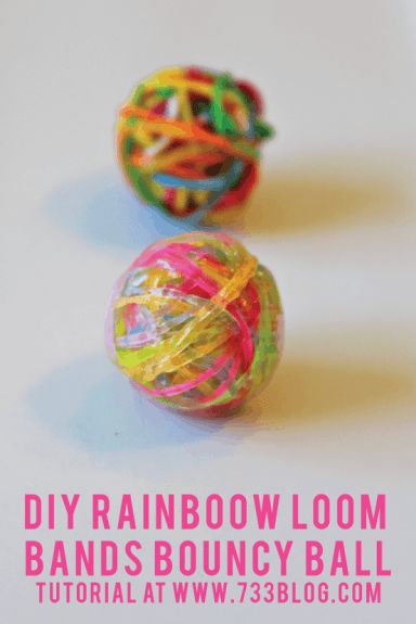 Indoor Boredom Busters Rainbowloom Ideas Easy, Rubberband Bracelets, Crazy Loom, Fun Loom, Rubber Band Crafts, Rainbow Loom Creations, Rainbow Loom Patterns, Rainbow Loom Bands, Rainbow Loom Charms