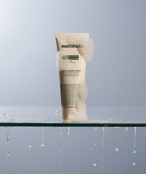 Soap-free cleanser? It's possible with Nuebiome! 🌱Our pH-balanced face cleanser combines probiotic bioferments, green tea, and oat to lift impurities while maintaining natural moisture. Strengthen your skin's barrier with pre-, pro-, and postbiotics, and horse chestnut extract, while antioxidants from green tea and honeysuckle offer extra hydration and protection. Refresh your skincare routine at 🔗 nuebiome.com Green Tea Rice, Tea Rice, Creamy Cleanser, Gentle Face Cleanser, Nontoxic Beauty, Toxic Skincare, Horse Chestnut, Honeysuckle Flower, Chemical Sunscreen