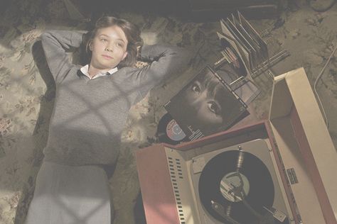 Walburga Black, Septième Art, Carey Mulligan, An Education, Record Collection, 가을 패션, Film Stills, New Yorker, Cinematography