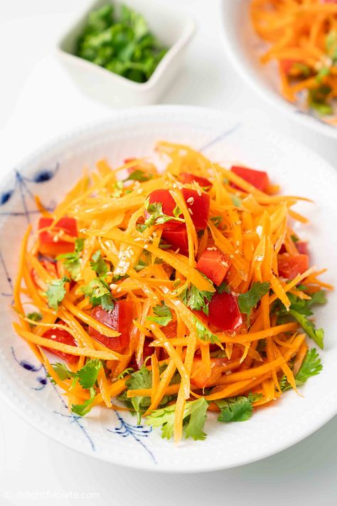 This Asian Carrot Salad is an excellent choice for a healthy and flavorful side dish that comes together with minimal effort. It requires no cooking, making it perfect for quick meals or as a last-minute addition to your family dinners or gatherings. Baked Shrimp Toast, Shrimp Toast, Baked Shrimp, Carrot Salad, No Cooking, Family Dinners, Quick Meals, Side Dish, Salad