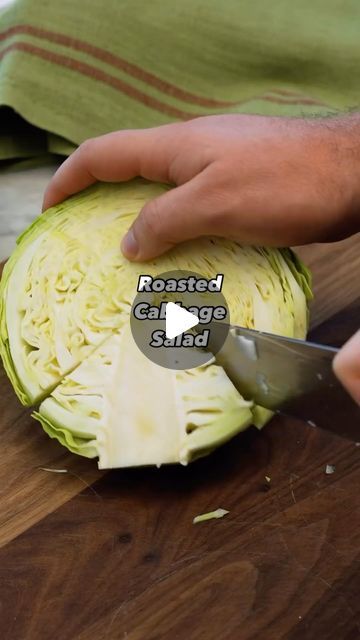 Cabbage Side Dish, Dr Sebi Alkaline Food, Vegetarian Recepies, Cabbage Steaks, Salad Recipes Healthy Easy, Roasted Cabbage, Lower Third, Small Head, Cabbage Salad