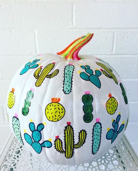 Cactus Painted Pumpkin, Rainbow Painted Pumpkins Ideas, Plant Pumpkin Painting, Pumpkin Western Painting Ideas, Cute Western Pumpkin Painting Ideas, Western Painted Pumpkin Ideas, Halloween Cactus, Cactus Pumpkin, Cactus Pumpkin Painting