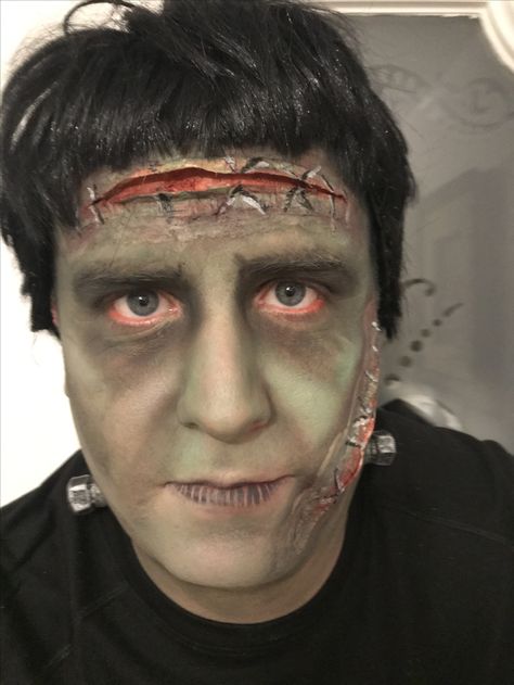 Men’s Frankenstein makeup. Halloween makeup Frankenstein Makeup Men, Frankenstein Face Paint Easy, Frankenstein Face Paint Men, Frankenstein Costume Couple, Frankenstein Cosplay Men, Frankenstein Costume Men, Mens Frankenstein Costume, Mad Scientist Makeup, Frankenstein Makeup For Men