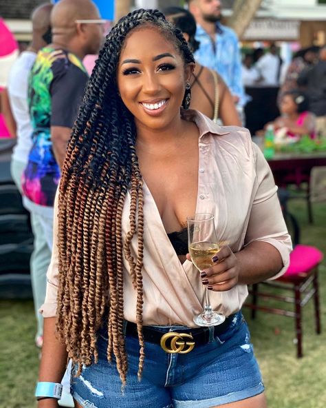 Tiffany Samantha on Instagram: “Humble as ever, but I know what I bring to the table. 🥂 . . #BabeBrunch #christmasinJamaica” Water Wave Crochet Braids, Braiding Extensions, Water Wave Crochet, Passion Twist Hair, Wave Crochet, Passion Twists, Twists Locs, Twist Hair, Natural Hair Beauty