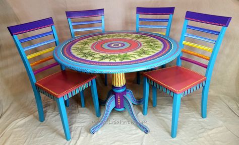 42" Dining Table with Banana Palm Leaves with 4 Matching chairs.  This was a custom order.  Contact me if you would like to have something custom made for you. Painted Dining Table, Fun Room, Whimsical Painted Furniture, Hand Painted Table, Whimsical Furniture, Painted Chair, Furniture Redo, Painted Chairs, Colorful Chairs