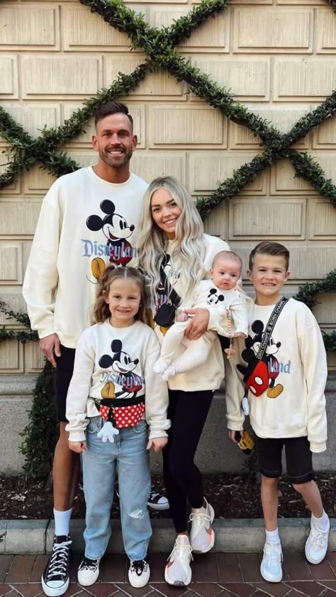 Linking the halloween sweatshirt version~! https://amzn.to/46njrZd #halloween #disney #disneyhalloween #mickeyfall #mickeyhalloween #disneylandmerch #disneymerch Family Disney Outfits Matching, Disneyworld Outfit Fall, Family Matching Outfits Disney, Disney World Aesthetic Outfits Family, Family Sweatshirts Matching Disney, Family Of 4 Disney Outfits, Disneyland Outfit Family, Matching Family Disney Hoodies, Fall Disney Shirts For Family