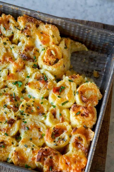 Savory Rolls Breakfast, Bread Meals Ideas, Savory Breakfast Bake, Savoury Brunch Ideas, Savory French Toast Casserole, Savory Brunch Appetizers, Inspired Taste Recipes, Meals To Impress Boyfriend, French Toast Meal