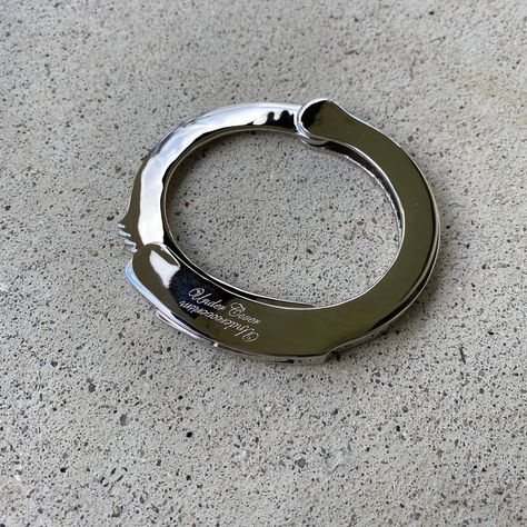 Handcuff necklace