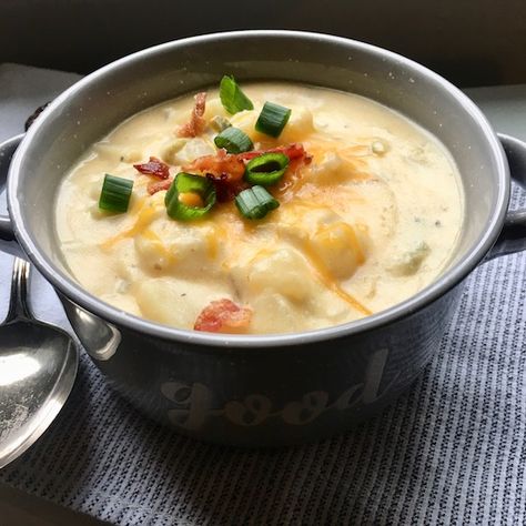 Potato Soup No Bacon, No Bacon Potato Soup, Creamy Potato And Bacon Soup, Healthy Potato Bacon Soup, Baked Potato Soup No Bacon, Potatoe Bacon Cheese Soup, Cheesy Potatoes Crock Pot, Slow Cooker Potato Soup, Cheesy Potato Soup