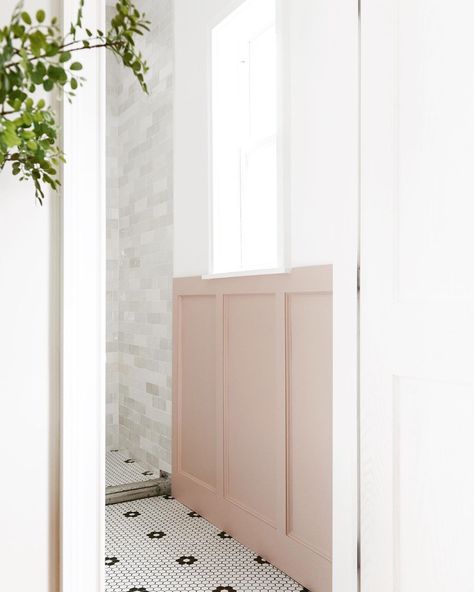 We're sharing our (PINK!💕) board and batten tutorial today on the blog! We used 3/4" thick boards and decorative trim molding for the… Pink Board And Batten Wall With Wallpaper, Pink Wainscoting Bathroom, Diy Bathroom Remodel Ideas, Board And Batten Wall Ideas, Batten Wall Ideas, Pink Accent Wall, Diy Board And Batten Wall, Ivy Room, Diy Board And Batten