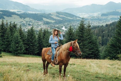 8 Places to Go Horseback Riding Around Bozeman Horse Dressage, Cross River, Bozeman Montana, Dude Ranch, All About Horses, Whitewater Rafting, Bear Paws, Trail Riding, Yellowstone National