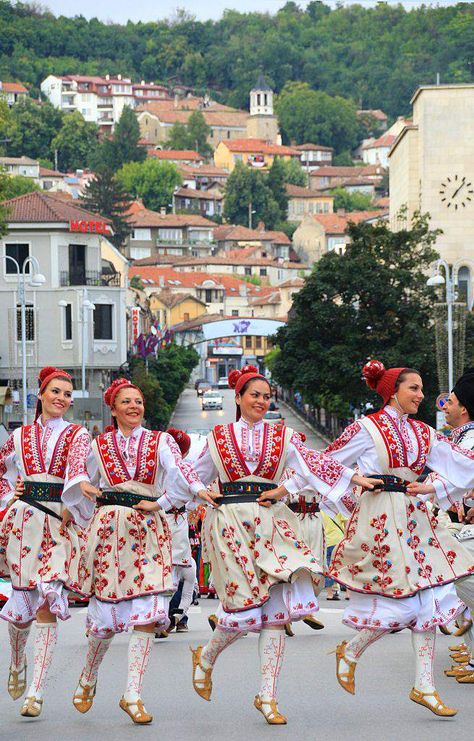 Learn About Bulgarian Culture In Photos Bulgarian Flag, Bulgarian Women, Montenegro Beach, Europe Culture, Folklore Fashion, Bulgarian Clothing, Festivals Around The World, Folk Dresses, Folk Dance