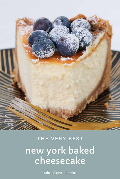 The very best Classic New York Baked Cheesecake recipe - rich, creamy and absolutely foolproof! Follow my simple tips for cooking a perfectly baked cheesecake every single time. New York Baked Cheesecake, Tips For Cooking, Baked Cheesecake, Baked Cheesecake Recipe, New York Cheesecake, Easy Cheesecake, No Bake Cheesecake, Cheesecake Recipe, Thermomix Recipes