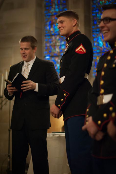 Marine Husband, Coast Guard Wedding, Marine Corps Wedding, Usmc Wedding, Royal Wedding Themes, Marines Girlfriend, Marine Wedding, Groom Reaction, Military Wedding