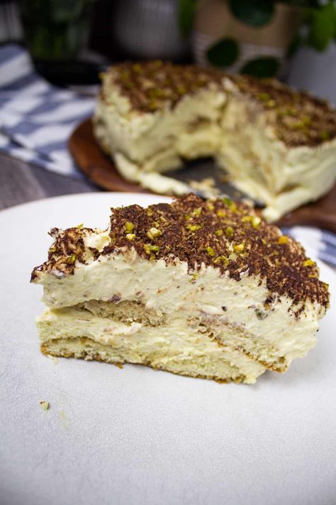 Pistachio Tiramisu Recipe, Pistachio Tiramisu, Cranberry Orange Shortbread Cookies, Pistachio Butter, Pistachio Cream, Layered Desserts, Tiramisu Cake, Pumpkin Butter, Yummy Comfort Food