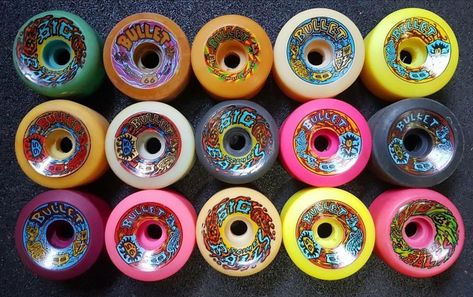 Vision Skateboards, 80s Life, Skateboard Wheel, Skateboard Pictures, Old School Skateboards, Skate Punk, Skateboard Aesthetic, Skateboard Art Design, Skate Photos