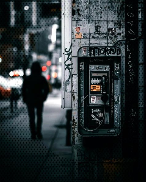 James Nachtwey, Street Photography Urban, City Streets Photography, Urban Explorer, Bokeh Lights, Light Trails, Foto Tips, Cinematic Photography, Urban Street