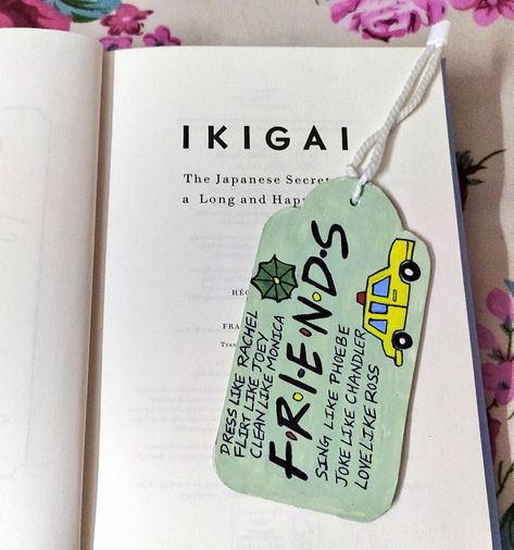 DIY F.R.I.E.N.D.S Bookmark - Reusing cloth tag🎨 #friends #sitcom #bookmark #reuse #booklover #friendship #art #artist #friend #series #illbethereforyou #comedy Friends Series Bookmarks, Friendship Day Bookmarks, Bookmark Ideas For Best Friend, Friendship Bookmarks Diy, Bookmark For Friend, Bookmark For Best Friend, Gifts For Book Lovers Diy, Friendship Book Diy, Friendship Bookmarks