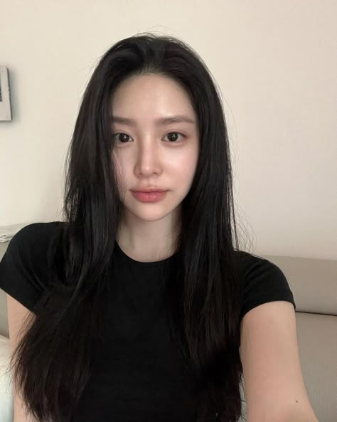 Makeup Asia, No Make Up Make Up Look, Soft Makeup Looks, Soft Makeup, No Makeup, Asian Makeup, Cute Selfie Ideas, Medium Length Hair Cuts, Pretty Selfies