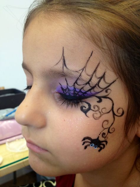 Girls Witch Face Paint, Girls Halloween Makeup Kids, Halloween Makeup For Kids Girls Make Up, Girl Witch Makeup Kids, Kid Witch Makeup, Kids Witch Makeup Halloween, Witch Makeup Kids Easy, Witch Makeup Ideas For Kids, Witch Face Paint Kids