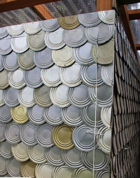 20+ Amazing Recycled Wall Ideas-Tin Can Lid Wall Black Barndominium, Recycled House, Recycled Tin Cans, Corrugated Tin, Tin Can Art, Recycled Tin, Can Lids, Tin Can Crafts, Cool Roof