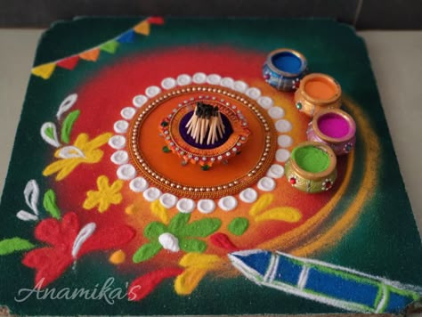 Holi Rangoli, Unique Rangoli Designs, Gauri Ganpati, Sankranthi Rangoli, Unique Rangoli, Daily Rangoli Designs, Poster Rangoli, Butterfly Art Drawing, Very Easy Rangoli Designs