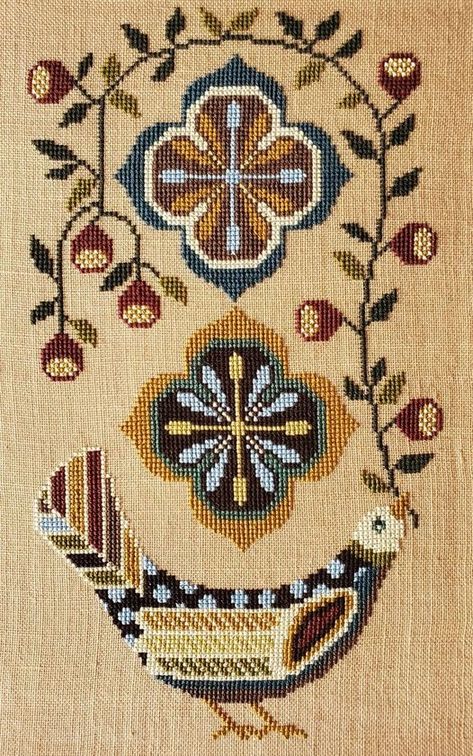 (3) Facebook Cross Stitch Patterns Animals, Bird Folk Art, Pretty Cross Stitch, Scandinavian Embroidery, Vintage Cross Stitch Pattern, Fabric Brooch, Animal Cross Stitch Patterns, Animal Portraits, Cross Stitch Bird