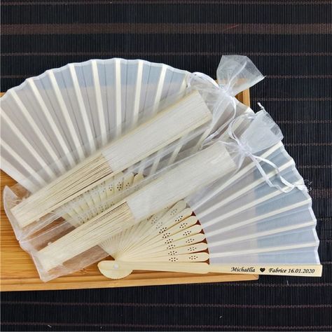 Fans As Wedding Favors, Souvenir Wedding Aesthetic, Bridal Fans, Wedding Hand Fans, Programme Design, Paper Fans Wedding, Wedding Programme, Rustic Forest Wedding, Wedding Doorgift