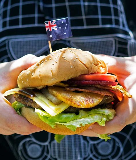 Traditional Australian Food, Australian Bbq, Aussie Food, Australia Food, Australian Food, Hamburger Recipes, Best Comfort Food, Best Appetizers, Burger Recipes