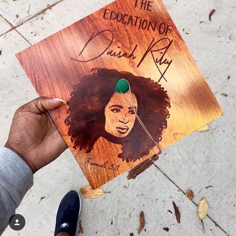 Lauryn Hill Graduation Cap, Grad Cap Inspo Sza, Brent Faiyaz Graduation Cap, Grad Cap Ideas Song Lyrics, Grad Cap Design, Creative Graduation Caps, College Grad Cap Ideas, Graduation Cap Decoration Diy, Law School Inspiration