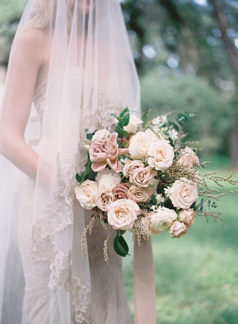 Matrimonio Wedding Flower Guide, Cheap Wedding Flowers, Mauve Wedding, Dusty Rose Wedding, Boda Mexicana, Flowers Ideas, Styl Boho, Low Country, White Bridal