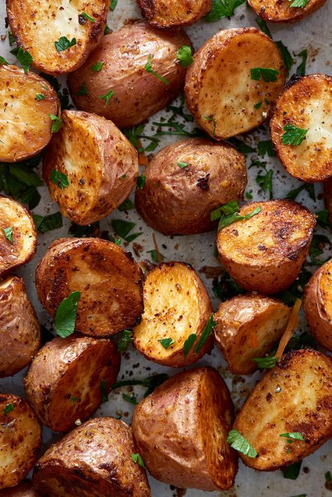 10 Healthy Side Dishes to Pair with Every Single Meal: gallery image 8 Dijon Potatoes, Roasted Side Dishes, Dinner Sides Recipes, Side Dishes For Ribs, Healthy Dinner Sides, Easy Dinner Sides, Popular Side Dishes, Prime Rib Roast, Dinner Side Dishes