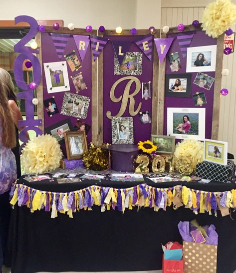 Senior Table Display Sports, Senior Display Table Ideas For Sports, Senior Dance Table Display, Senior Softball Table Ideas, Senior Cheerleader Table Ideas, High School Senior Table Display, Senior Cheer Banquet Table Ideas, Senior Night Table Display Cheer, Senior Table Ideas Cheer