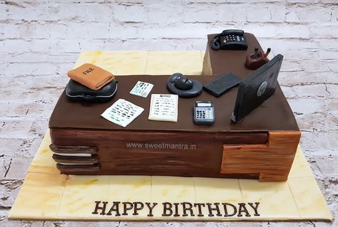 Office desk cubicle shaped 3D designer fondant cake for company boss manager's birthday by Sweet Mantra - Customized 3D cakes Designer Wedding/Engagement cakes in Pune - http://cakesdecor.com/cakes/317587-office-desk-cubicle-shaped-3d-designer-fondant-cake-for-company-boss-manager-s-birthday Birthday Cake For Manager, Cake For Boss Birthday, Cake For Boss Men, Boss Cake Design, Office Theme Cake, Cake For Boss, Boss Birthday Cake, Office Desk Cubicle, Dr Cake