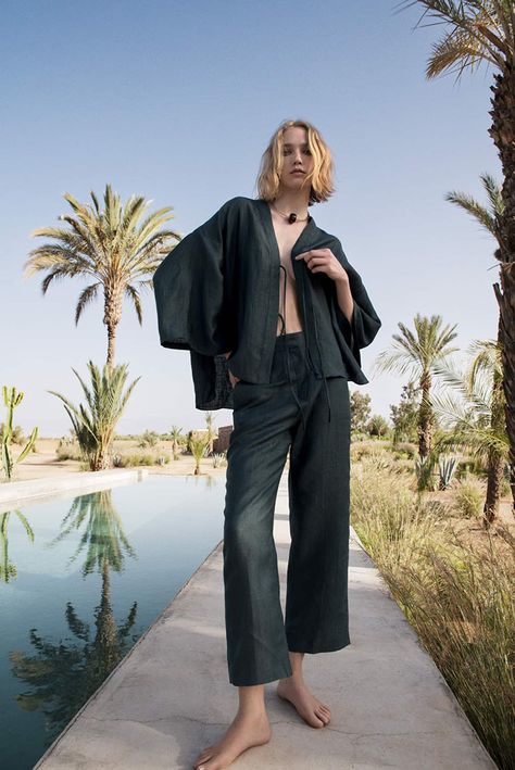 Summer Inspiration, Linen Women, Everyday Wardrobe, Massimo Dutti, Style Board, Fashion Photographer, Women Collection, Linen Blend, Lookbook