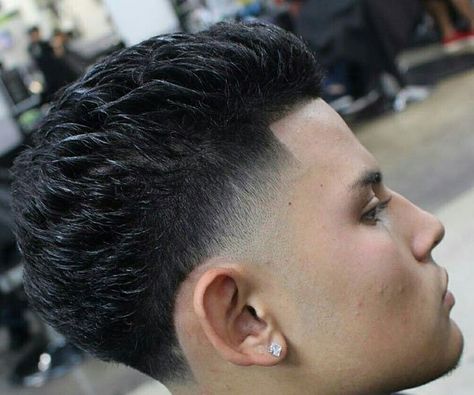 Blowout Haircuts, Blowout Taper, Best Blowout, High Taper Fade, Short Hair Blowout, Temp Fade Haircut, Blowout Hairstyles, Blowout Haircut, Fade Undercut