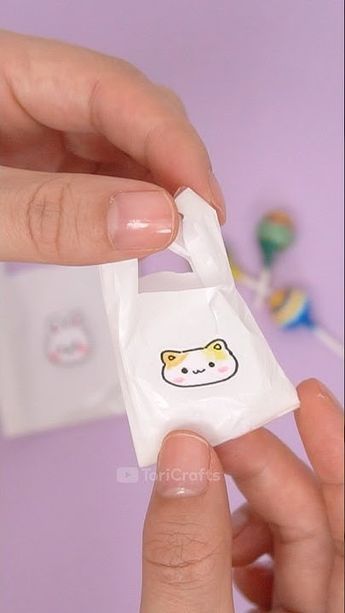 Art & Crafts, Diy Paper Miniatures, Mini Craft Ideas Easy Diy, Mini Toys Diy, Ddany Craft, Easy Paper Crafts Diy For Kids, Mini Crafts Diy Easy, What To Make Out Of Paper, Kawaii Diy Crafts Easy