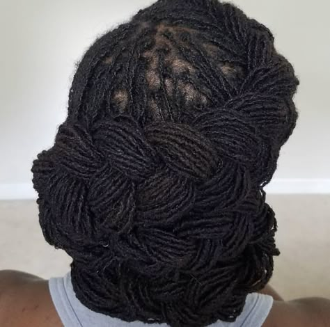 Microlocs Bridal Hairstyles, Sisterloc Wedding Styles, Micro Locs Wedding Hairstyles, Sister Loc Wedding Hairstyles, Sisterlock Wedding Hairstyles, Microlocs Updo, Loc Wedding Hairstyles Brides, Dreadlock Wedding Hairstyles, Female Dreadlocks Styles