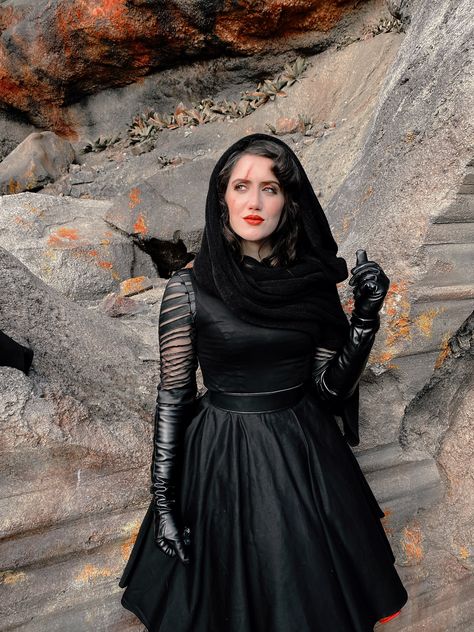 Kylo Ren Disneybound, Dapper Day Outfits, Disney Dapper Day, Friend Costumes, Disneyland Outfits, Disney Bounding, Disney Bound Outfits, Fandom Fashion, Dapper Day